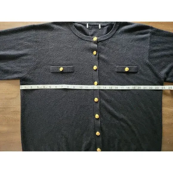 Unbranded Women’s Black Knit Long Sleeve Cardigan w/ Gold Buttons Size XL - Picture 5 of 6